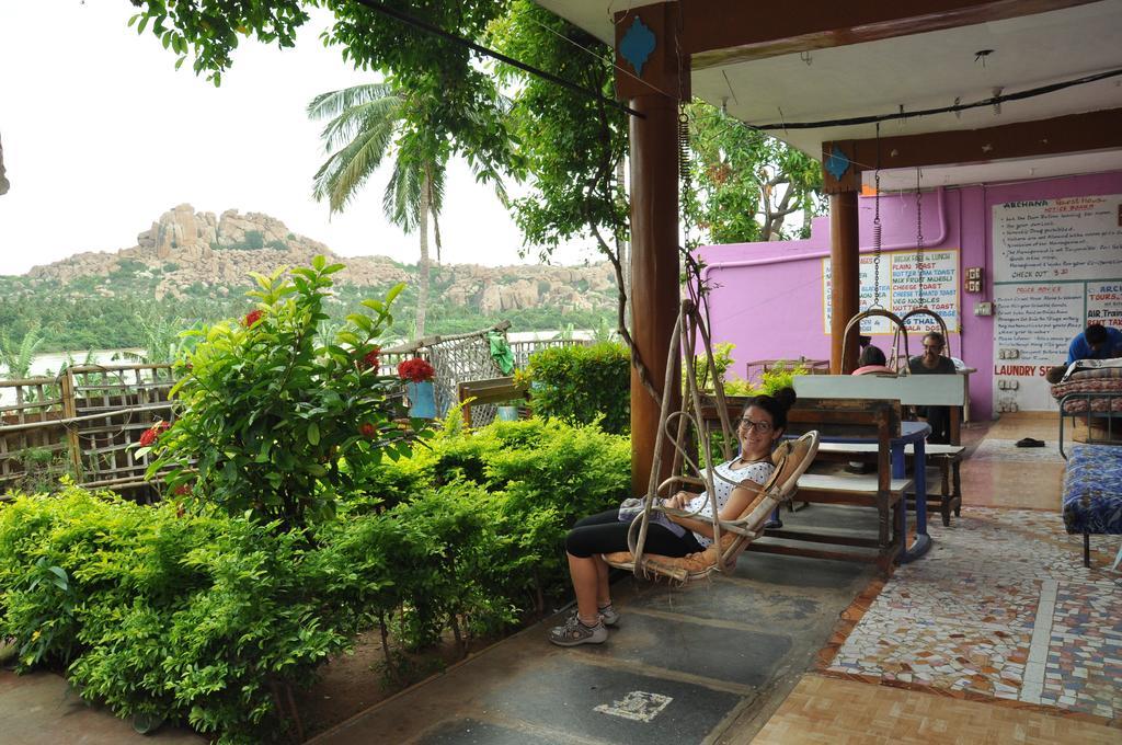 Archana Guest House River View Hampi Bagian luar foto