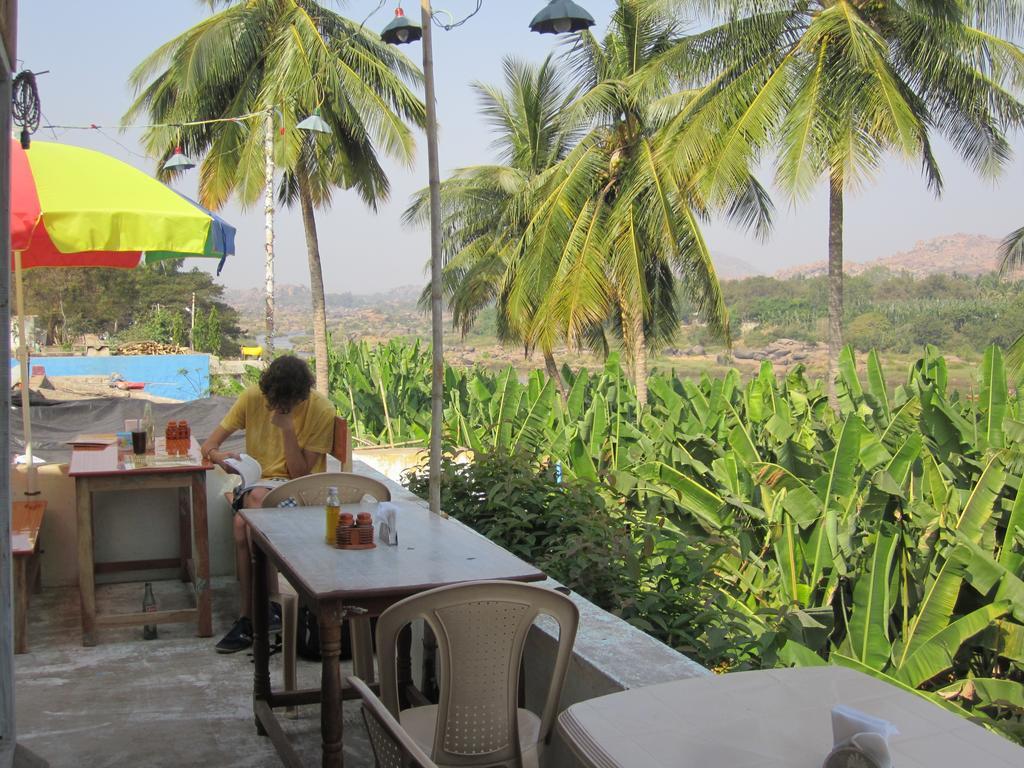 Archana Guest House River View Hampi Bagian luar foto