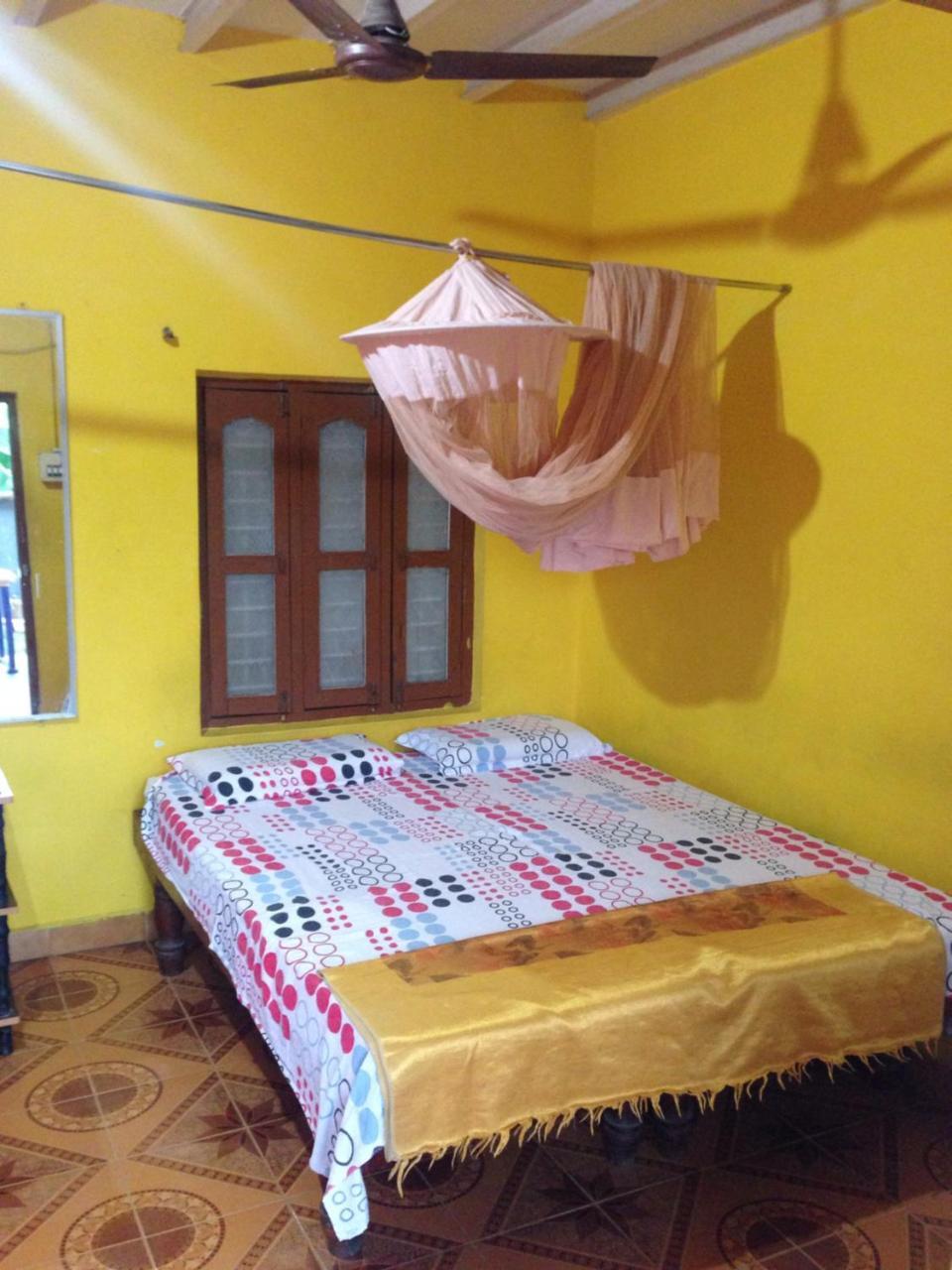 Archana Guest House River View Hampi Bagian luar foto
